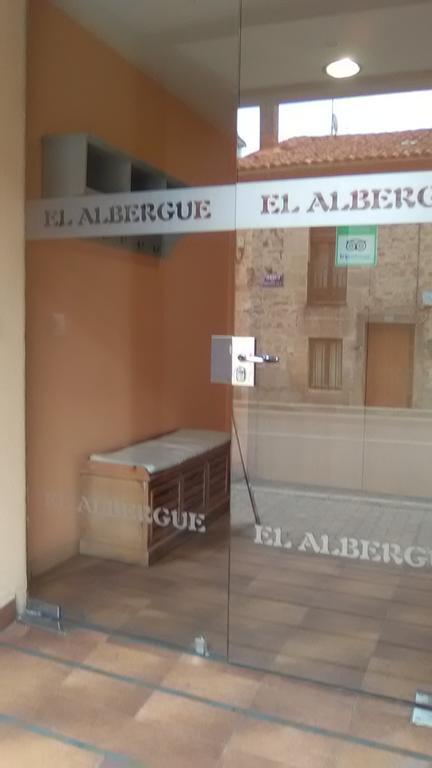 El Albergue Covaleda Buitenkant foto