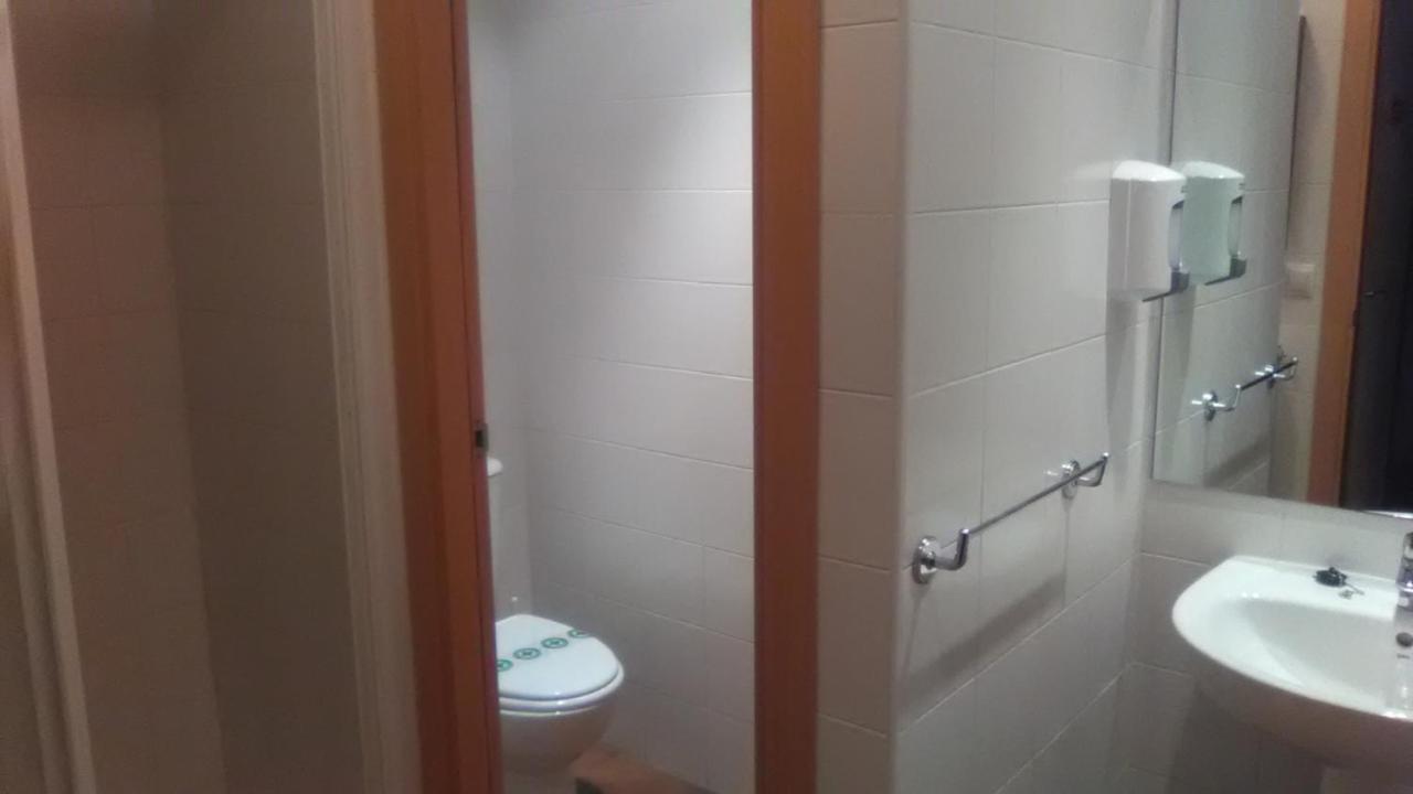 El Albergue Covaleda Buitenkant foto