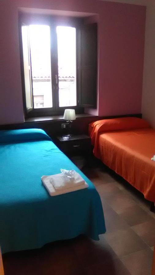 El Albergue Covaleda Buitenkant foto